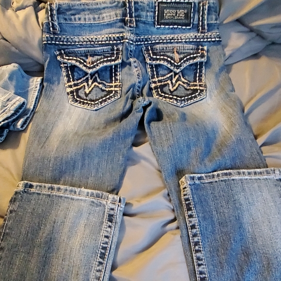 Jeans - Picture 2 of 2